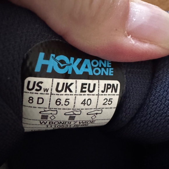 HOKA BONDI 7 ATHLETIC SHOE SIZE 8D - Picture 3 of 10